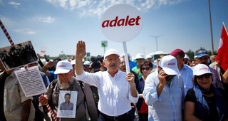adalet-yuruyus-reuters4-1.jpg